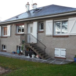 isolation par l'extérieur maison avec sous-sol - façade avant