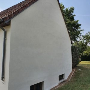 ravalement du pignon d'une maison à Villerbon - après